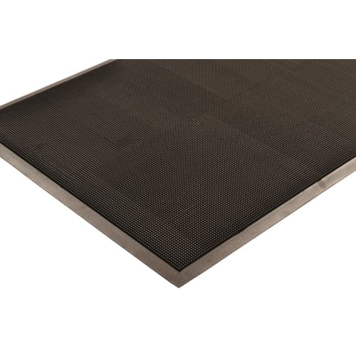 NoTrax Rubber Brush 28x46 Mat, Black